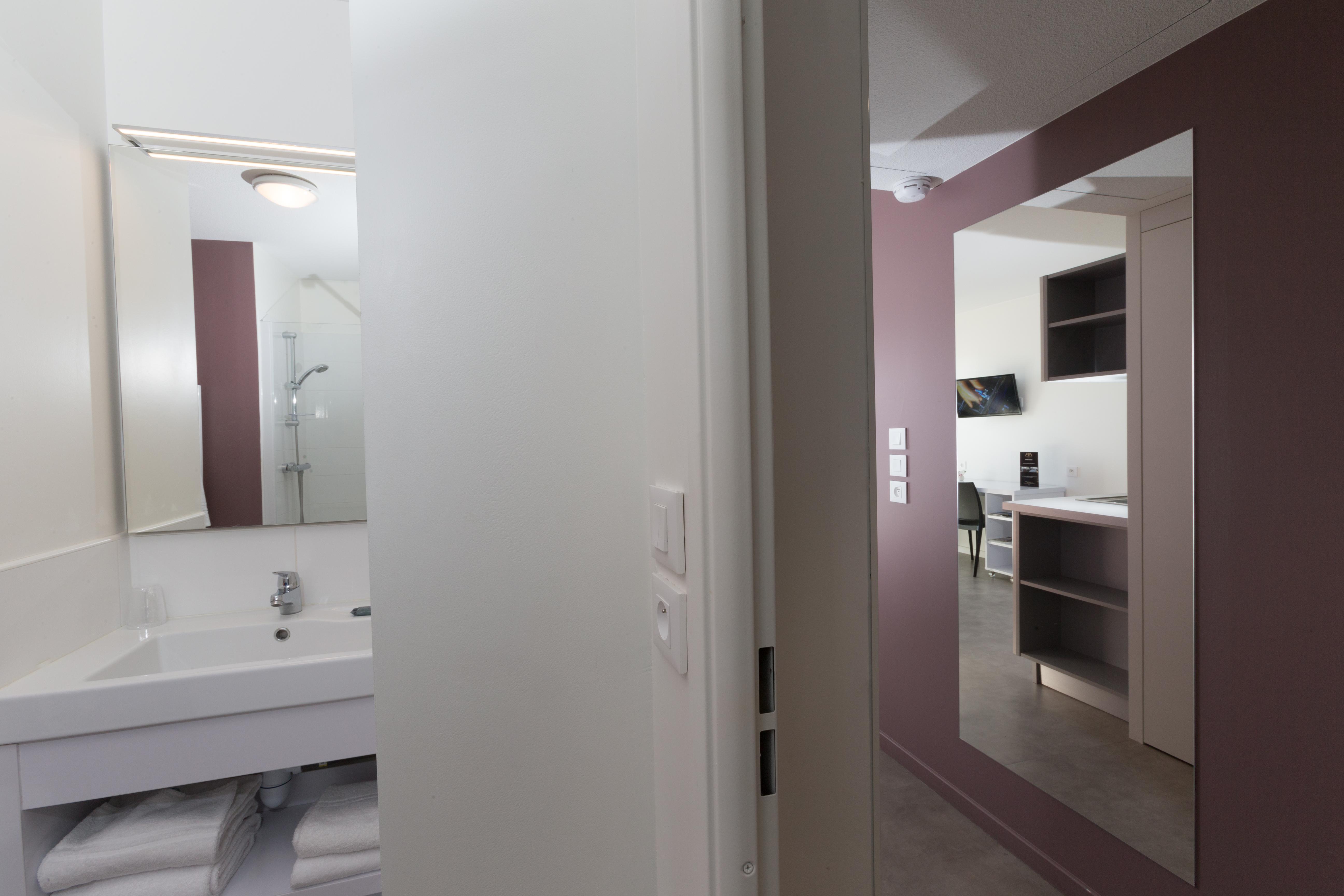 All Suites Appart Hotel Bordeaux פסאק מראה חיצוני תמונה